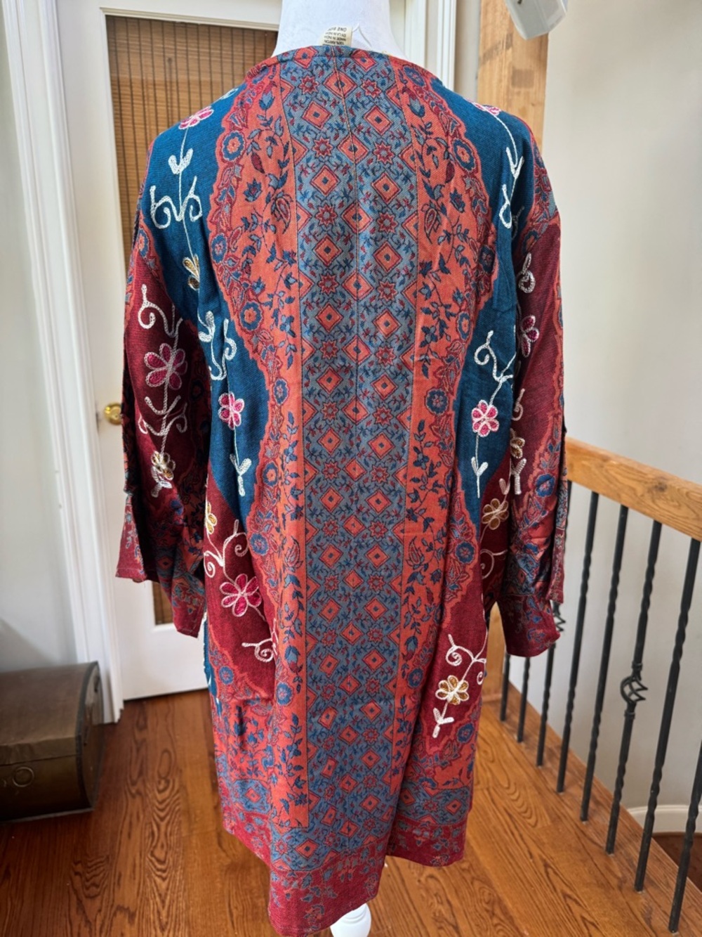Raj Rust Red Teal Blue Embroidered Floral Kimono oversized relaxed lightweight - Picture 5 of 8